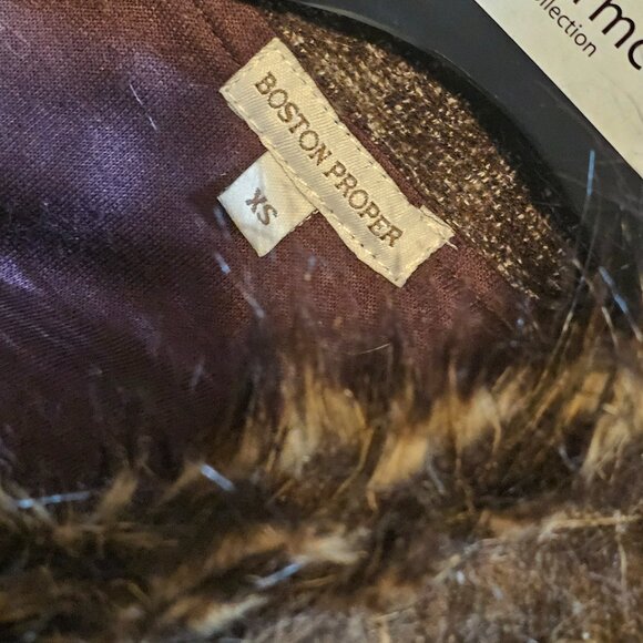 Boston Proper XS Brown Tweed Boucle Knit Faux Fur Ruffle Trimmed Sweater Jacket - Picture 4 of 5